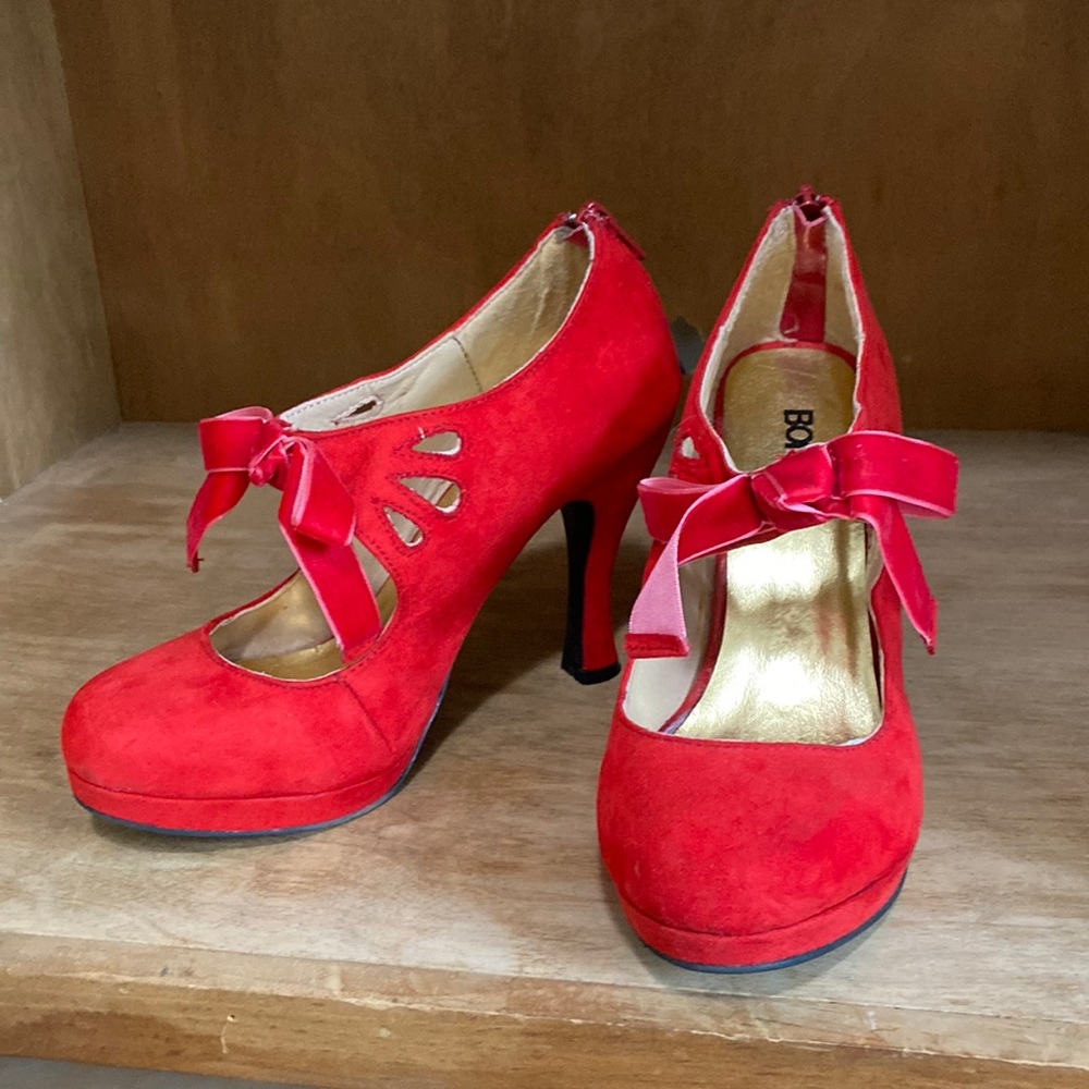 Bongo Red Heels! Size 7!
